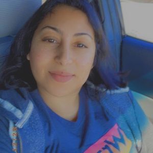 Meet your Posher, Zineb